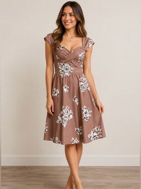 NEW! Stop Staring! Dress Alicia Estrada Floral Taupe Sweetheart Neck Size Small